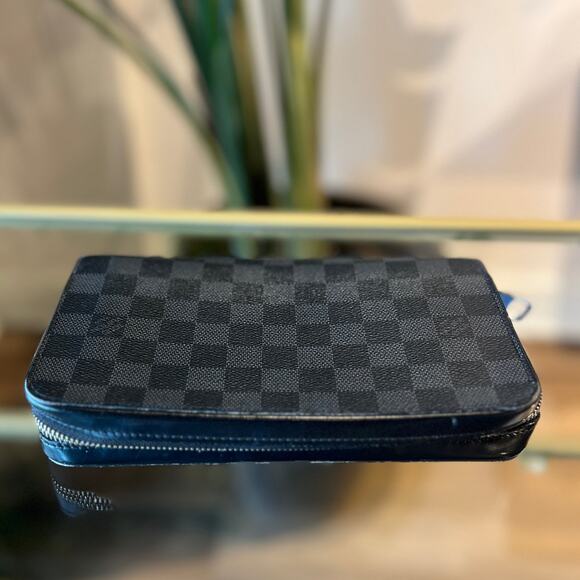 LOUIS VUITTON Damier Graphite Zippy XL - Picture 8 of 16